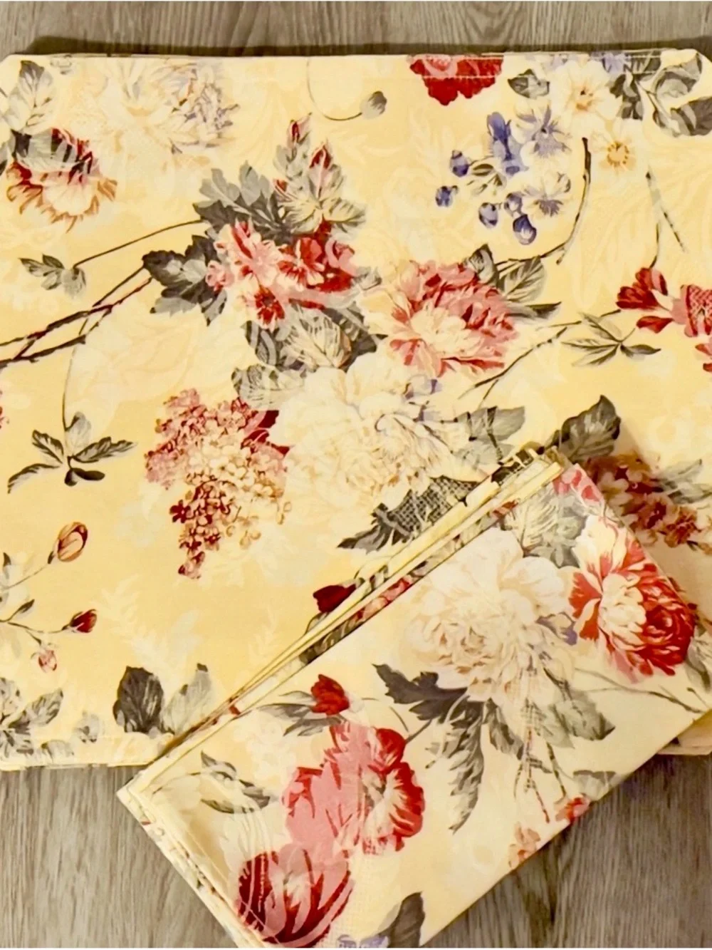 Liz Claiborne Floral Linen Set Placemats Napkins Rambling Rose Cottagecore Vtg